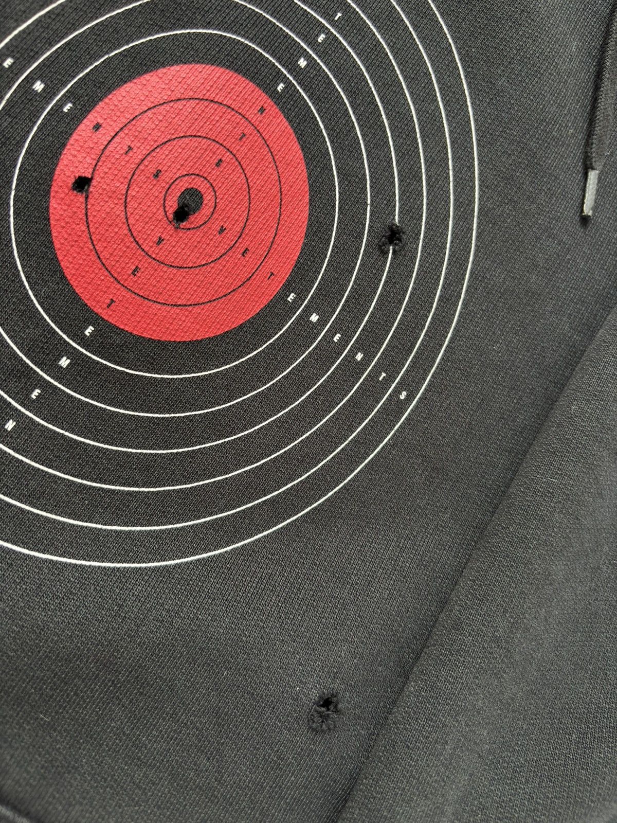 Vetements Vetements Target Hoodie Size US S / EU 44-46 / 1 - 2 Thumbnail
