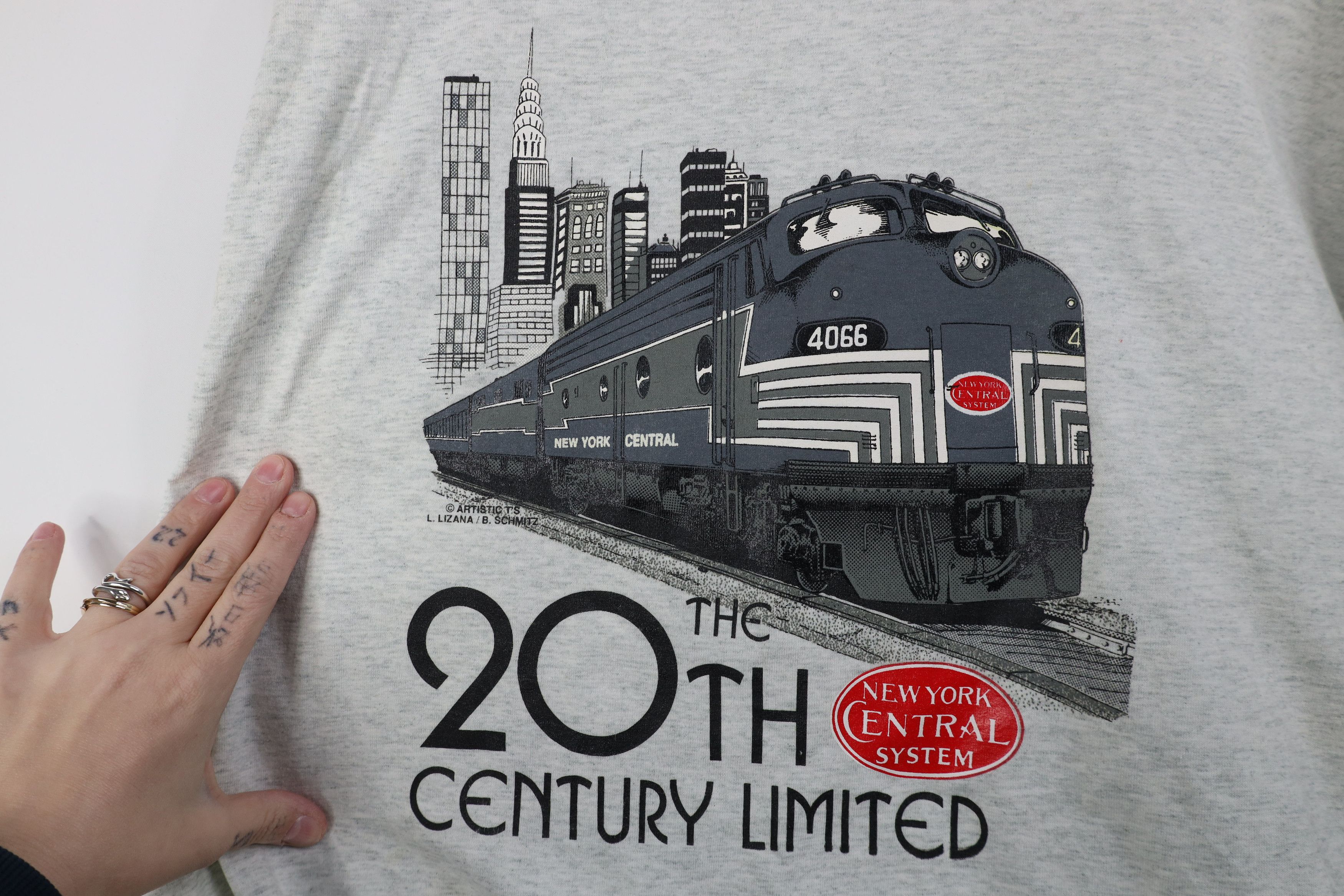 Vintage Vintage 90s System The 20th Century Limited T-Shirt USA Size US XXL / EU 58 / 5 - 4 Thumbnail