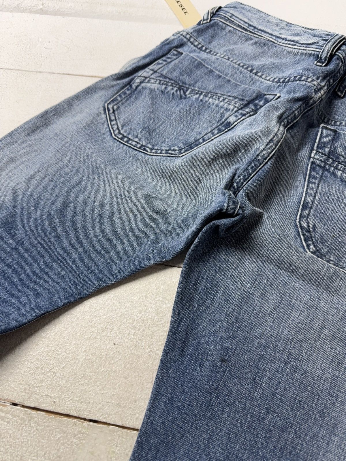 Diesel Luxury Diesel Iakop Regular Slim Tapered Jeans W27 L32 Size US 27 - 15 Thumbnail