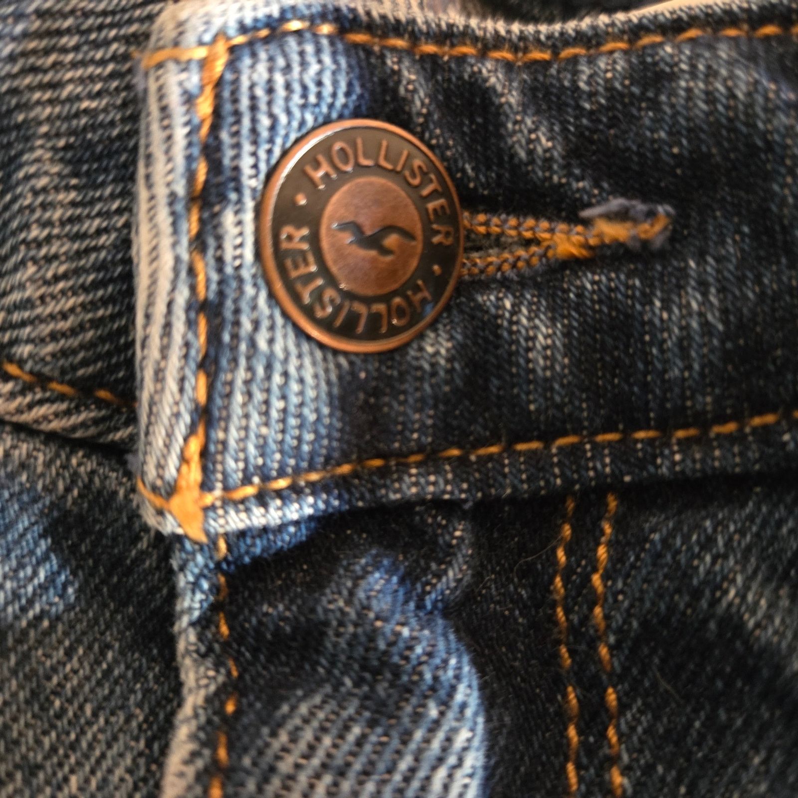 Hollister Hollister Curvy High Rise Blue Mom Jean Shorts - SizeW26 L15 Size 26" / US 2 / IT 38 - 3 Thumbnail