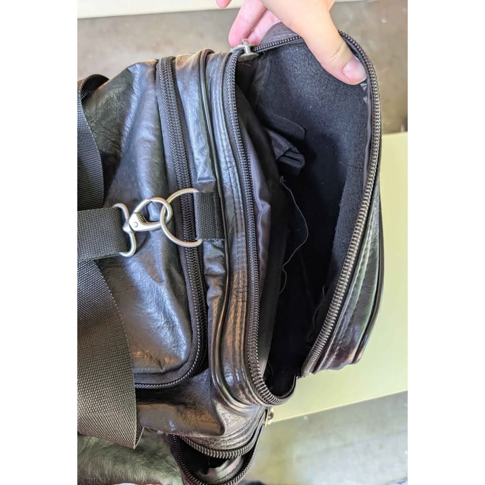 Champion Vintage Champion Leather Duffel Bag Size ONE SIZE - 8 Thumbnail