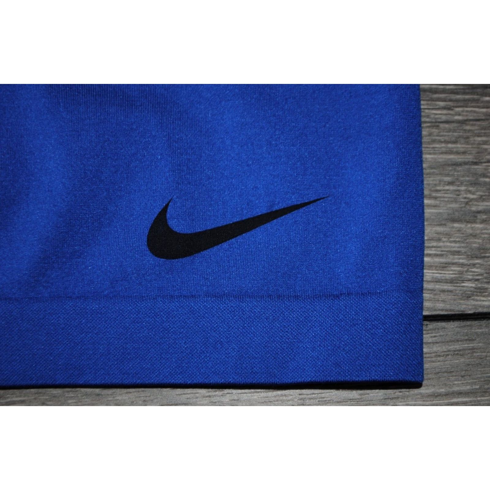 Nike WOMENS NIKE PRO HYPERCOOL LIMITLESS TRAINING TOP SHIRT JERSEY SIZE LARGE BLUE Size L / US 10 / IT 46 - 5 Thumbnail