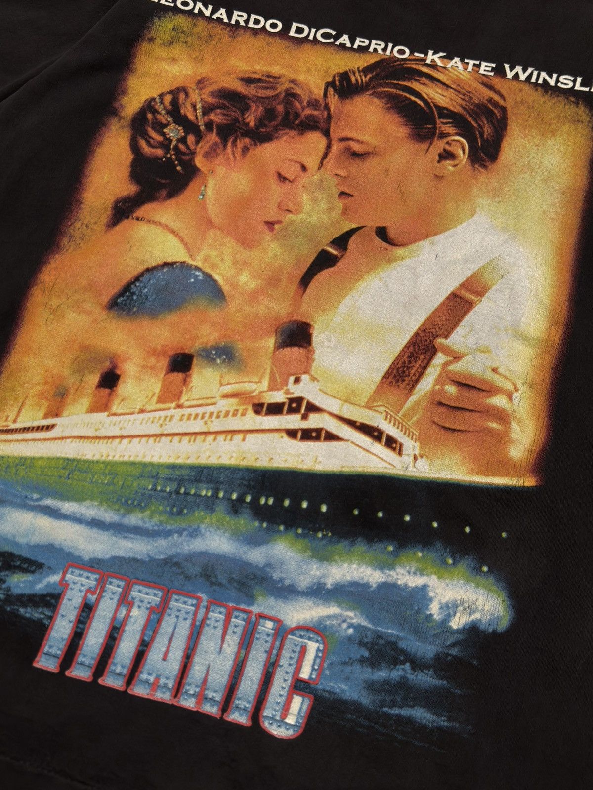 Other 90s Titanic Movie Tshirt Size US L / EU 52-54 / 3 - 3 Thumbnail