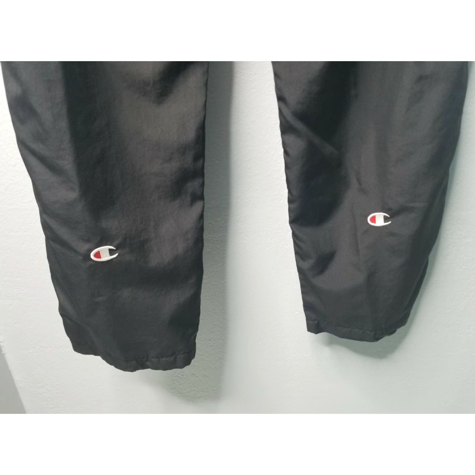 Champion Vintage Champion Mens L Black Nylon Tear Away Snap Athletic Running Pants Size US 33 - 5 Thumbnail