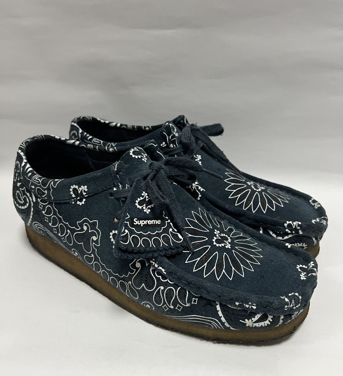 Clarks × Supreme Supreme x Clarks Originals - S/S 19’ Bandana Wallabee Size US 9 / EU 42 - 5 Thumbnail