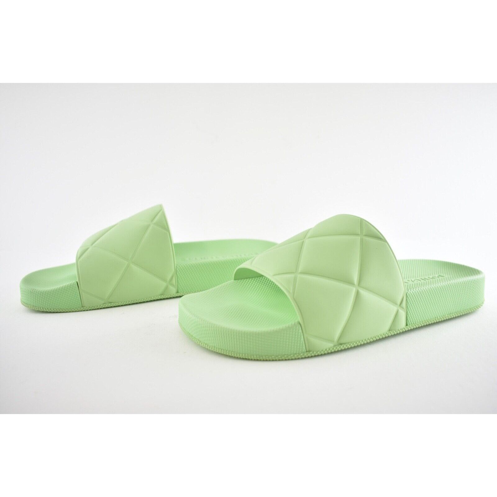 Bottega Veneta Bottega Veneta Slider Pistachio Green Quilted Rubber Pool Size US 8 / IT 38 - 10 Thumbnail