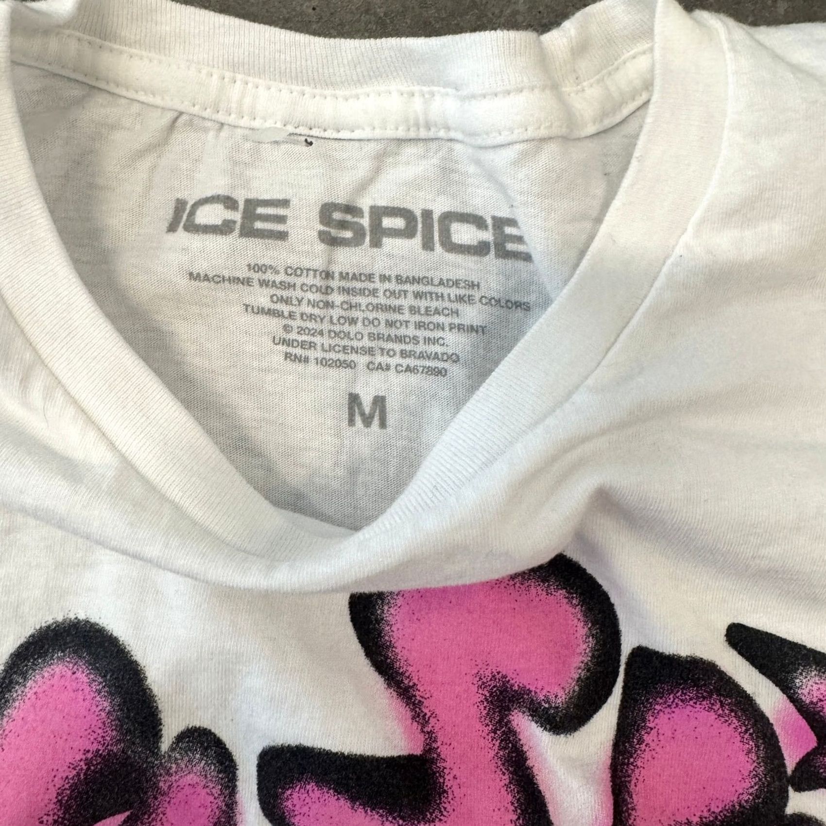 Vintage VINTAGE Ice Spice Rap Graphic Airbrush White Short Sleeve Tee Medium Women Size 32" / US 10 / IT 46 - 3 Thumbnail