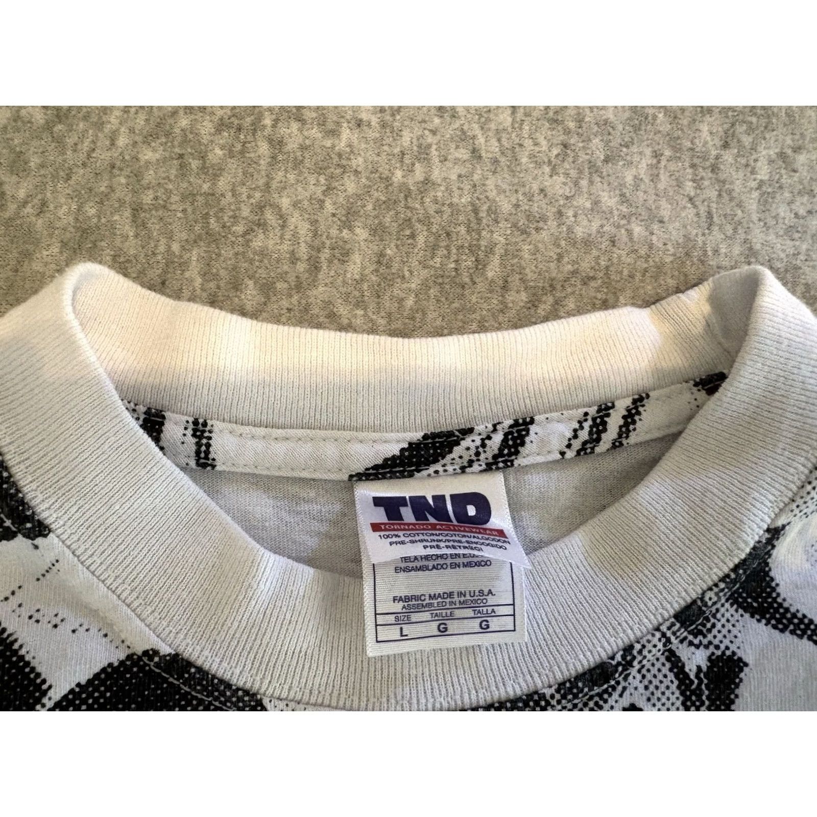 Vintage VINTAGE TND Shirt Car Show Rims Wheels AOP Size Large Men White Short Sleeve Crew Neck Graphic Print T-Shirt Cars Art Mexico L Regular Size US L / EU 52-54 / 3 - 2 Thumbnail