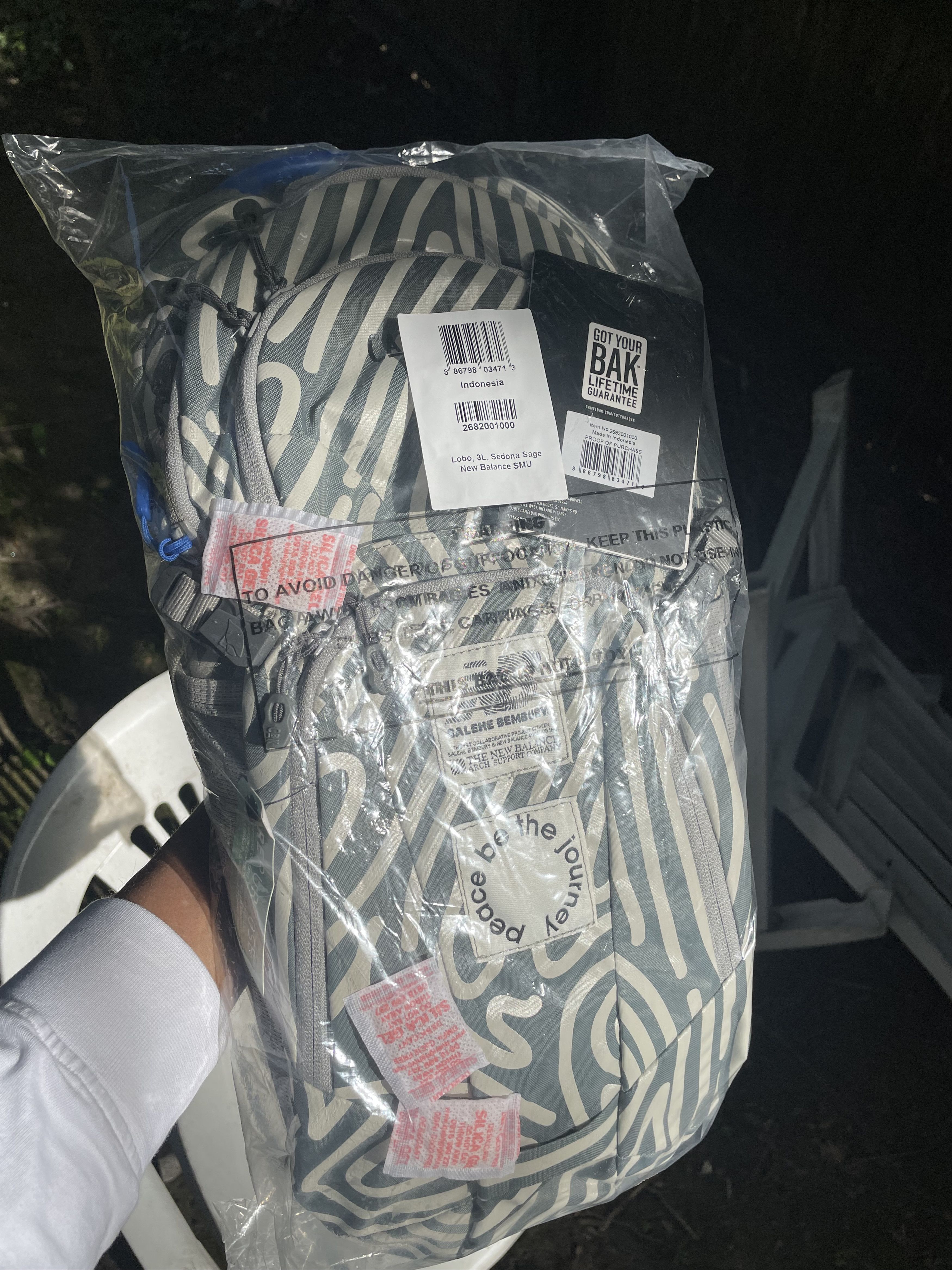 New Balance × Salehe Bembury Salehe Bembury x New Balance x Camelbak Size ONE SIZE - 4 Thumbnail