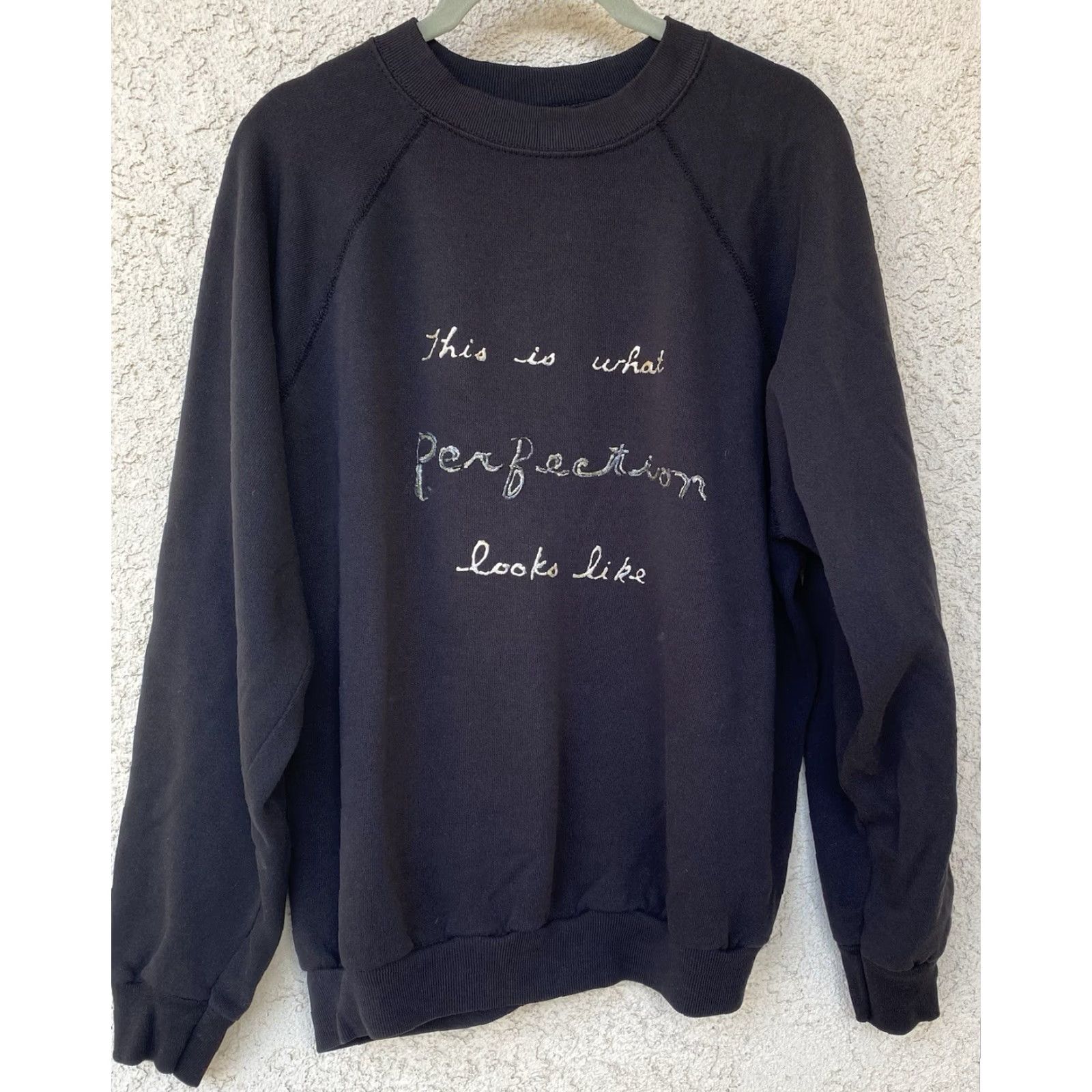 Tultex VINTAGE Tultex Sweatshirt This Is What Perfection Looks Like USA Black XL Men Crew Neck Size US XL / EU 56 / 4 - 6 Thumbnail