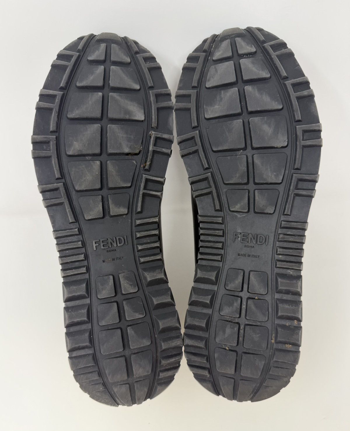 Fendi Fendi Monster Eye Spike Leather Sneaker Size US 9 / EU 42 - 6 Thumbnail