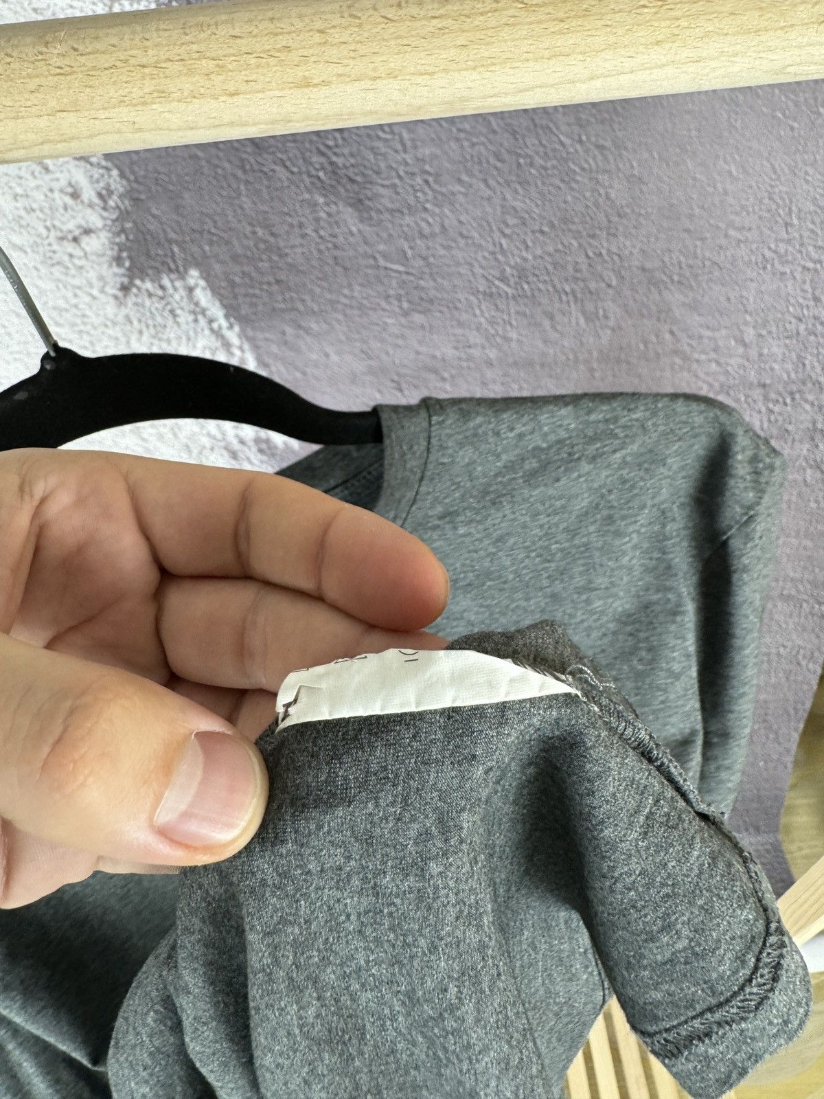 Comme des Garcons PLAY Play Comme des Garçons heart basic grey tee shirt Size US XL / EU 56 / 4 - 10 Thumbnail
