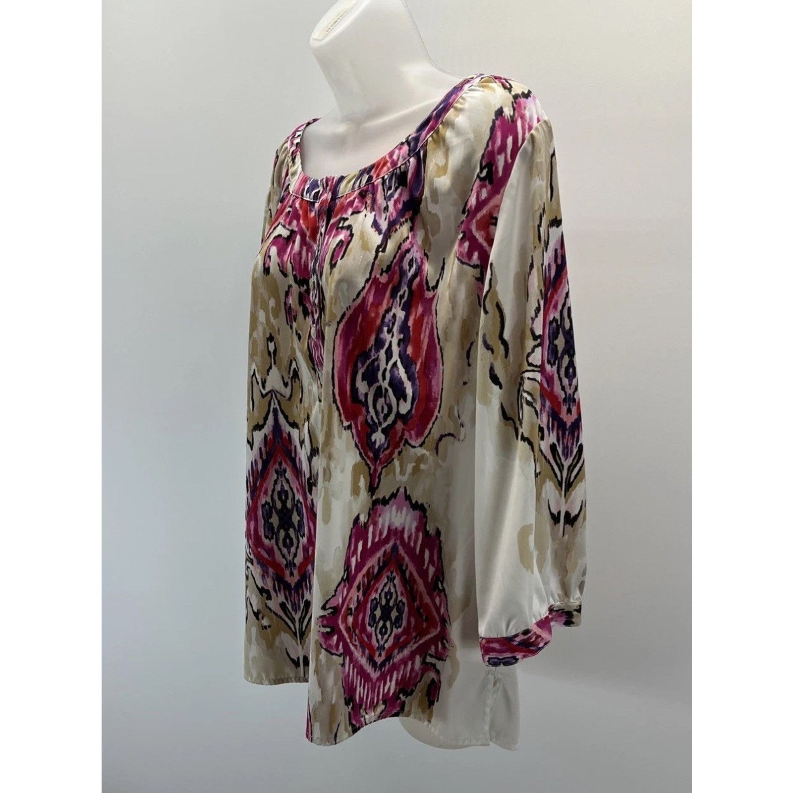 Chicos Chico’s Blouse Women's Size 2 Large Pink Cream Paisley Size L / US 10 / IT 46 - 3 Thumbnail