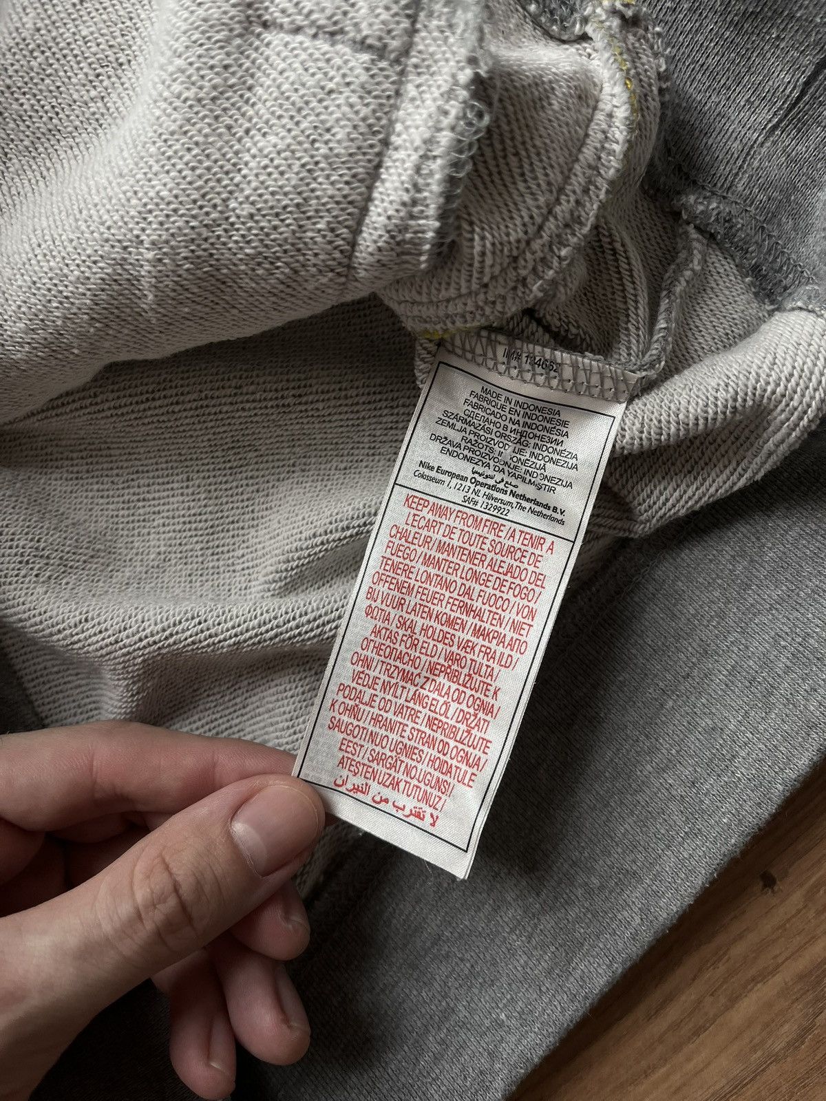Nike 90’s NIKE RETRO VINTAGE Y2K TRACK JACKET SWOOSH LOGO RARE Size US L / EU 52-54 / 3 - 5 Thumbnail