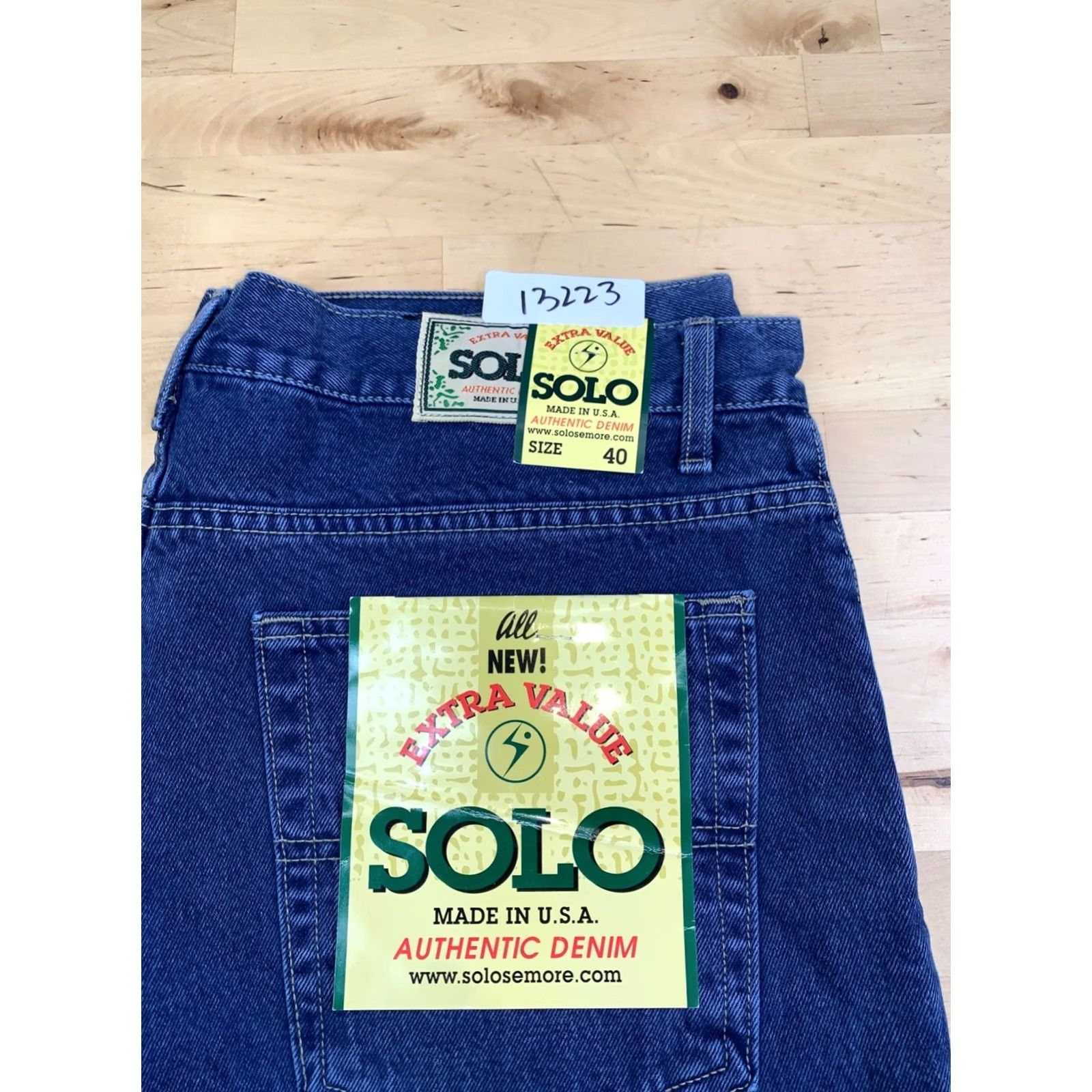 Vintage VINTAGE Solo Denim Jeans Men 40x31 Blue 90s Y2K Baggy Skate Hip Hop 13223 Jeans Mens 40 Regular Blue 5-Pocket Design Inseam 31 Baggy Straight Vintage Size US 40 / EU 56 - 3 Thumbnail