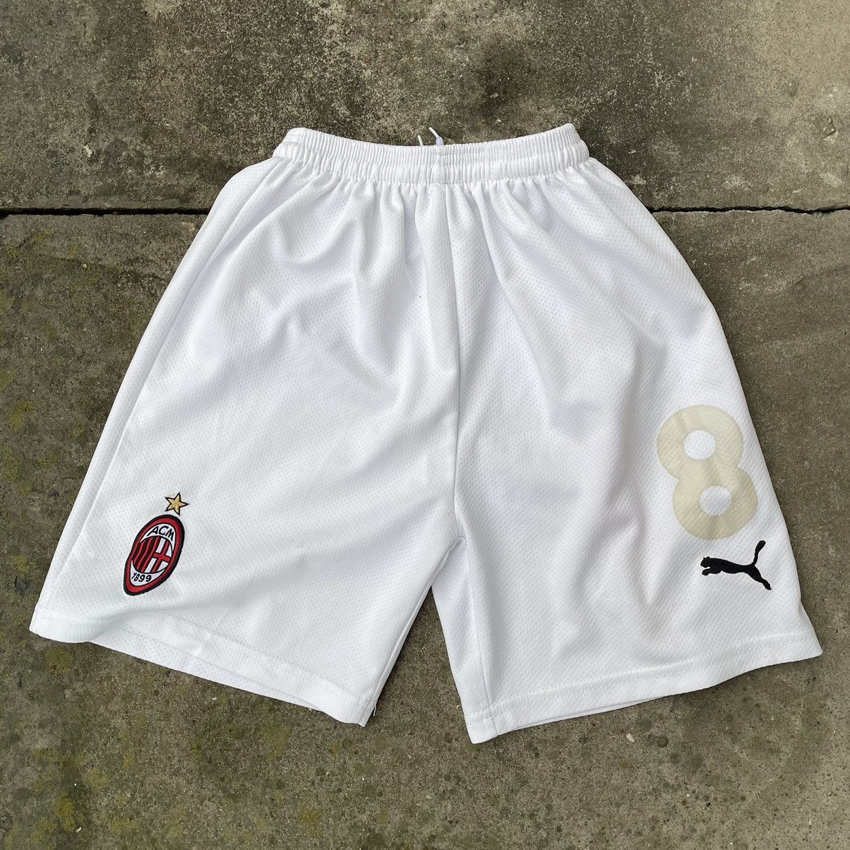 Puma Vintage Puma Milan Short Football Wear Sport Y2K 90s USA Size US 28 / EU 44 - 1 Thumbnail