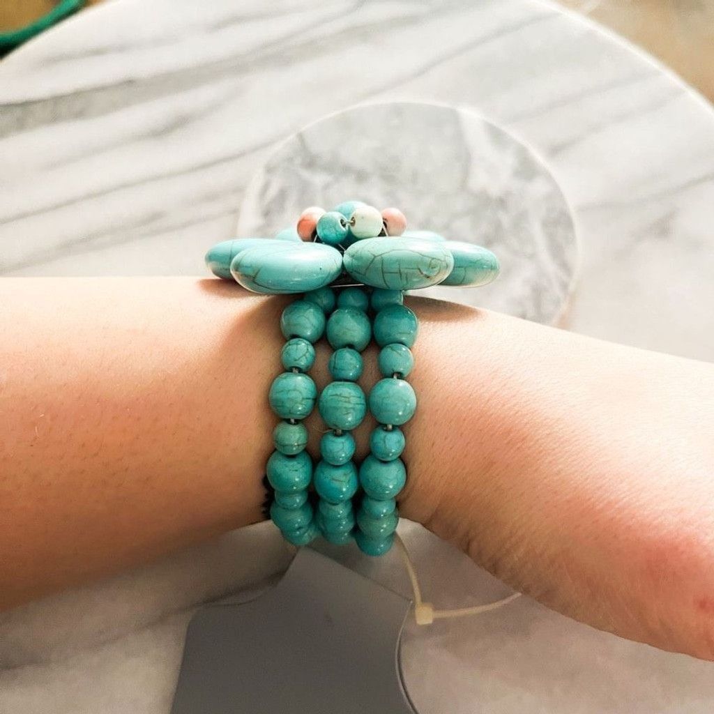Jewelry Desiree Genuine Stone Dyed Turquoise Flower Bracelet Beaded Size ONE SIZE - 7 Thumbnail