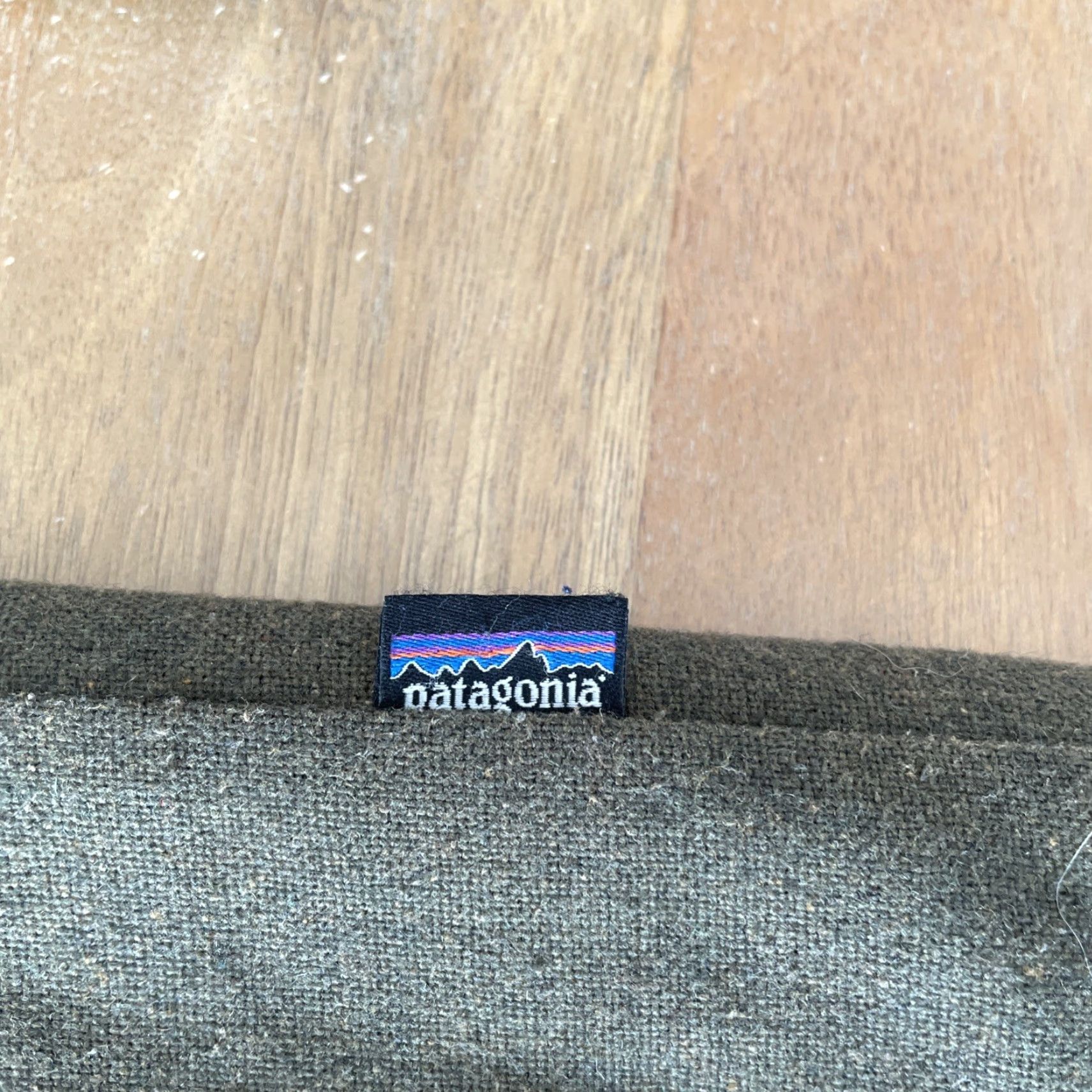 Patagonia Patagonia Jacket Mens Size L Felted Wool Blend Green Army Outdoor Mid-Length Zip Full Zip Casual Travel Workwear Pattern Solid Size US L / EU 52-54 / 3 - 7 Thumbnail