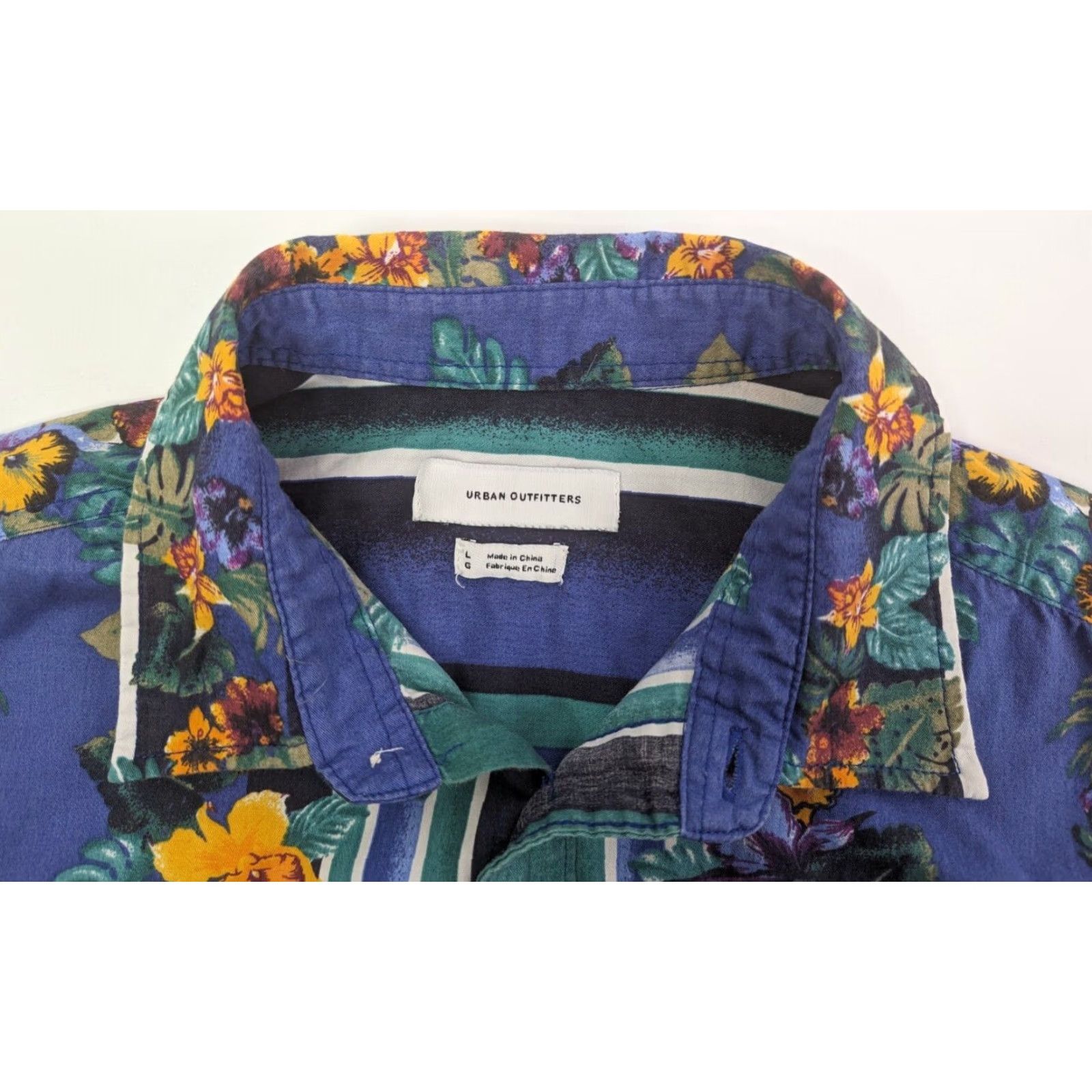 Urban Outfitters Urban Outfitters Shirt Men L Multicolor Floral Hawaiian Tropical Button-Up Short Sleeve Collared Cotton Size US L / EU 52-54 / 3 - 5 Thumbnail