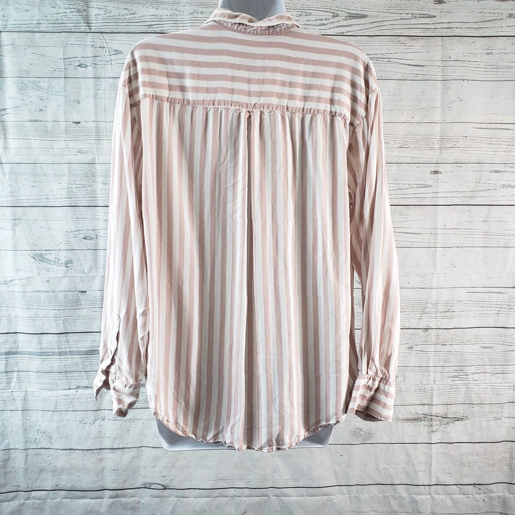 Vintage A New Day Shirt Womens Button Front Top L pink white stripe Long Sleeve Rayon Vintage No Size L / US 10 / IT 46 - 4 Thumbnail