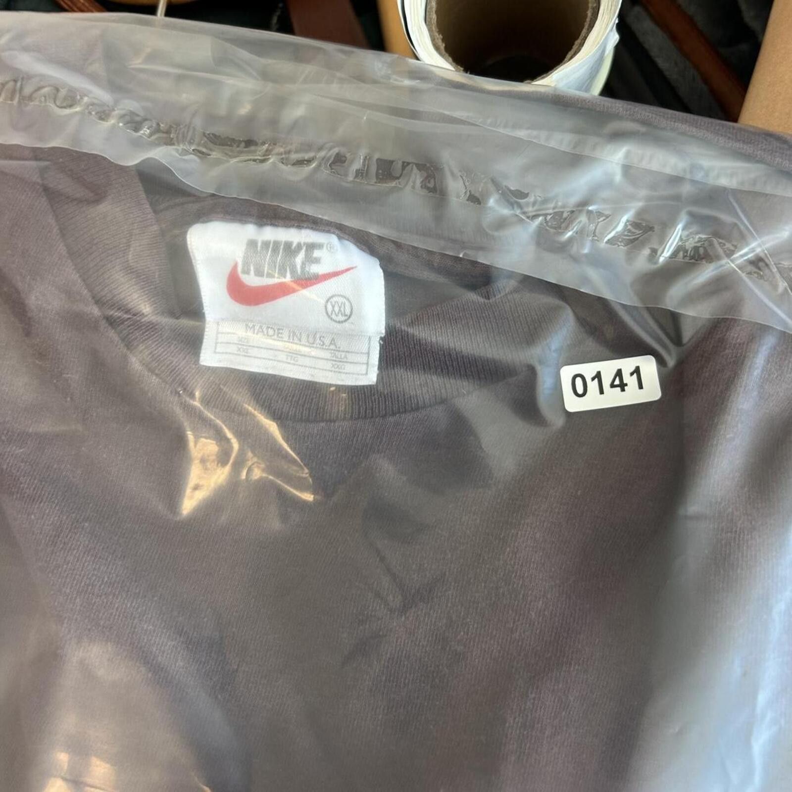 Nike Vintage Nike Men's Brown T shirt Size US XXL / EU 58 / 5 - 7 Thumbnail