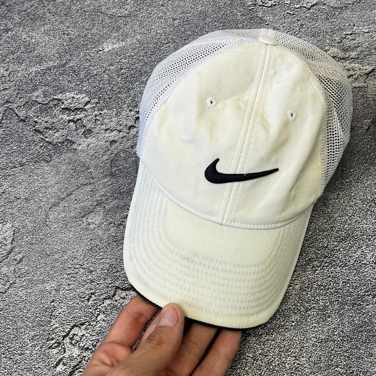 Nike Vintage White Nike Golf Flexfit Baseball Hat Cap Embroidered Size ONE SIZE - 10 Thumbnail