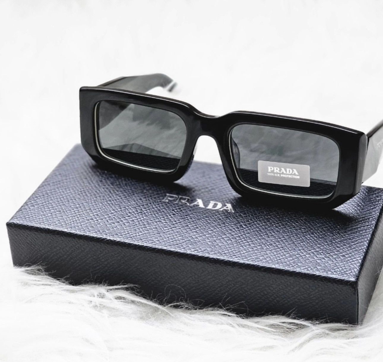 PRADA ブラックサングラス SPR 16V PRADA Vintage Sunglasses for Men | eBay