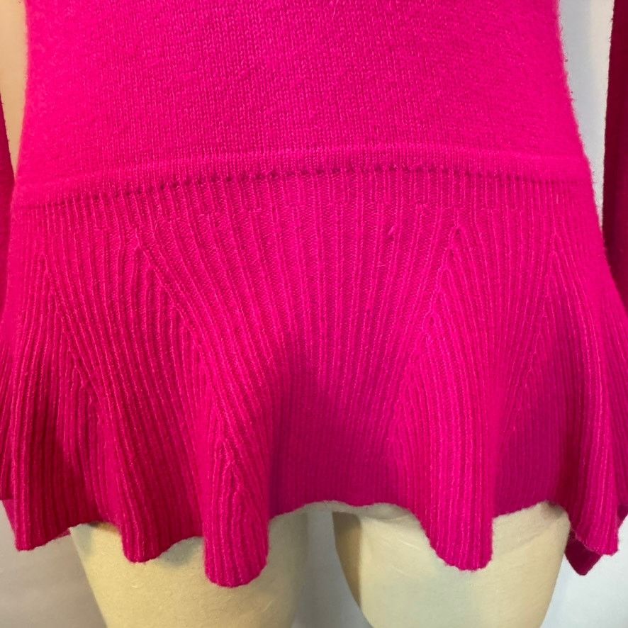 Lilly Pulitzer Lilly Pulitzer Hot Pink Peplum Ruffle Pullover Sweater Sz XS Size XS / US 0-2 / IT 36-38 - 3 Thumbnail