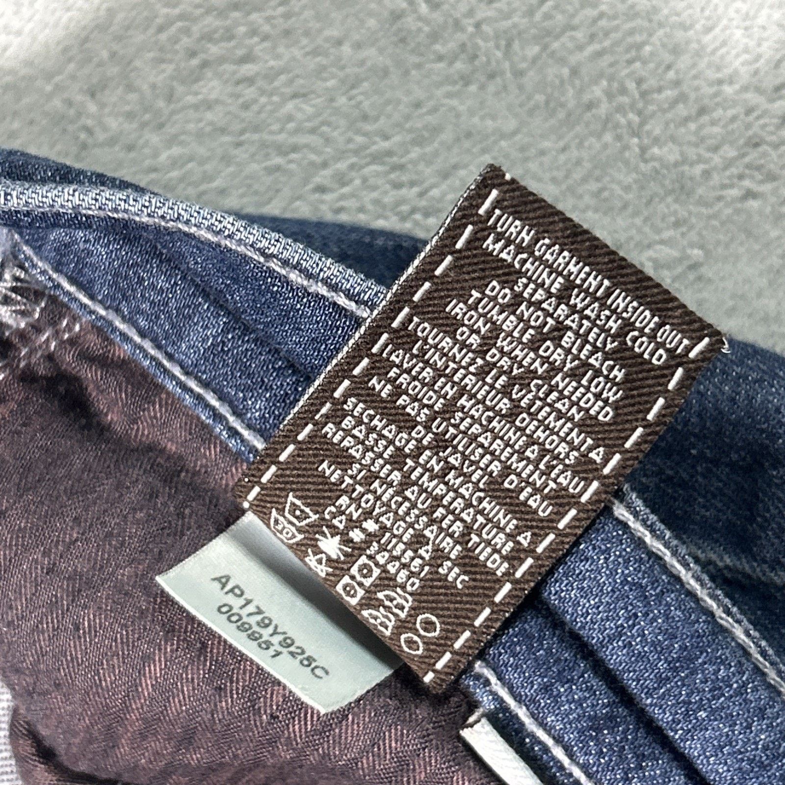 7 For All Mankind 7 For All Mankind Straight Jeans 35x33 Rhinestone Skinny Size 35" - 15 Thumbnail