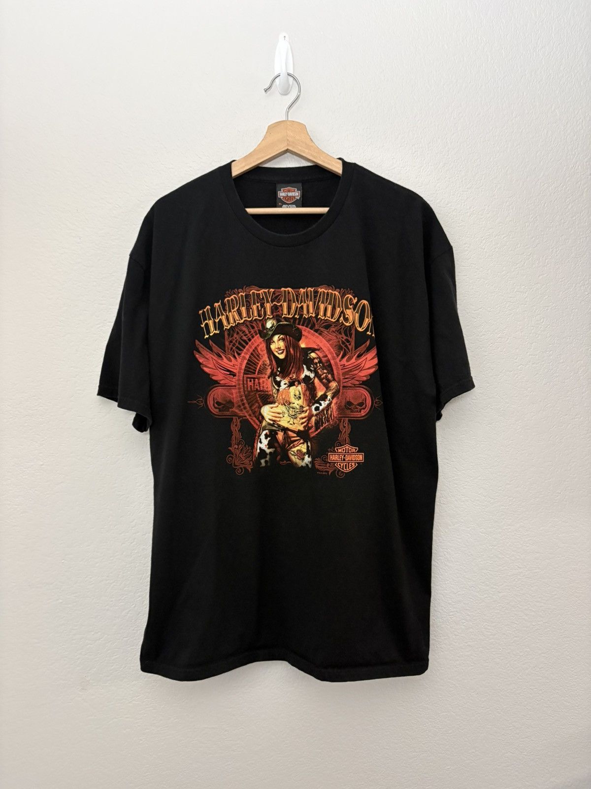 Harley Davidson Harley Davidson Vintage 2000’s Pin Up Girl Tee shirt Size US XL / EU 56 / 4 - 1 Thumbnail