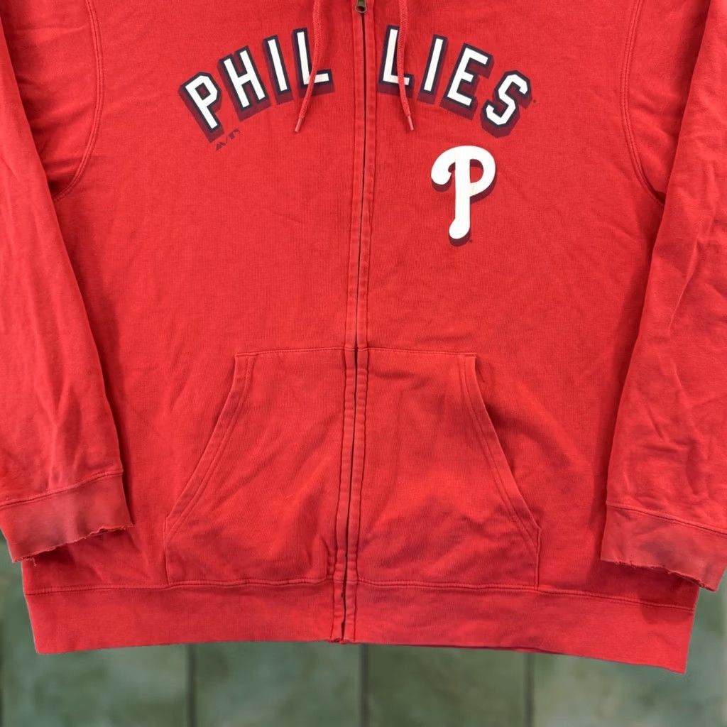 MLB VINTAGE Majestic Philadelphia Phillies Sweatshirt Hoodie Mens 2XL Red MLB Zip Hooded Crew Neck Fleece Cotton Blend Size US XXL / EU 58 / 5 - 1 Thumbnail