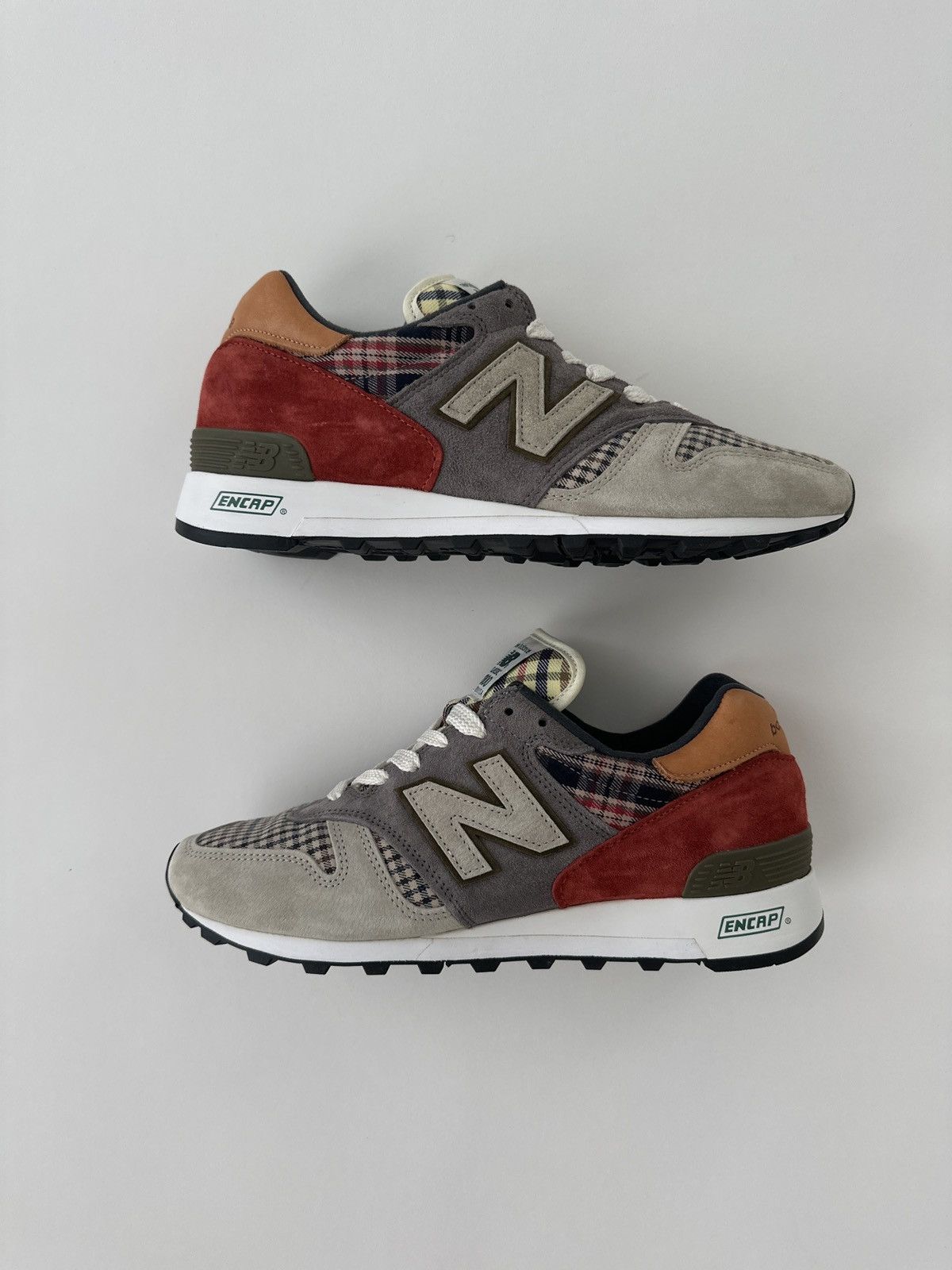 New Balance New Balance 1300 - Plaid Pack Size US 9.5 / EU 42-43 - 6 Thumbnail