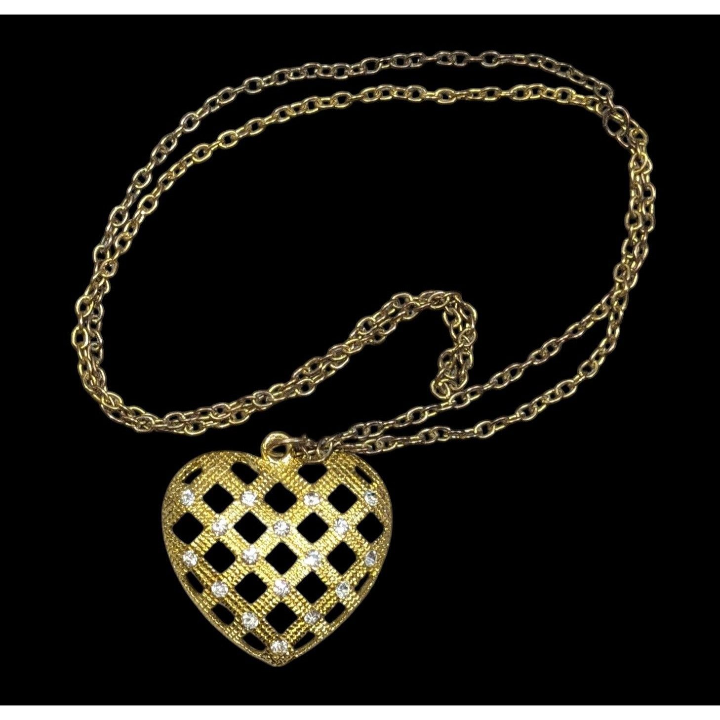 Other Coquette Glam Gold Tone Lattice Concave Heart Necklace Size ONE SIZE - 1 Thumbnail