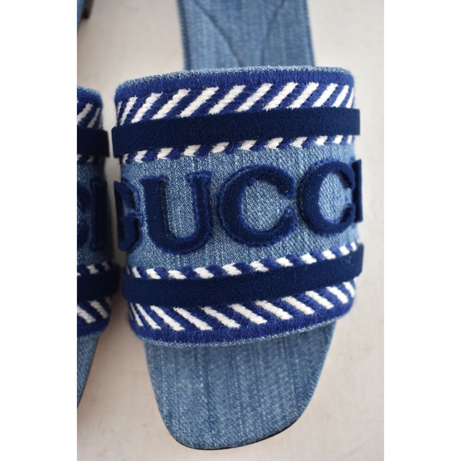 Gucci Gucci Jane Light Blue Denim Mule Sandal 37 Size US 7 / IT 37 - 11 Thumbnail