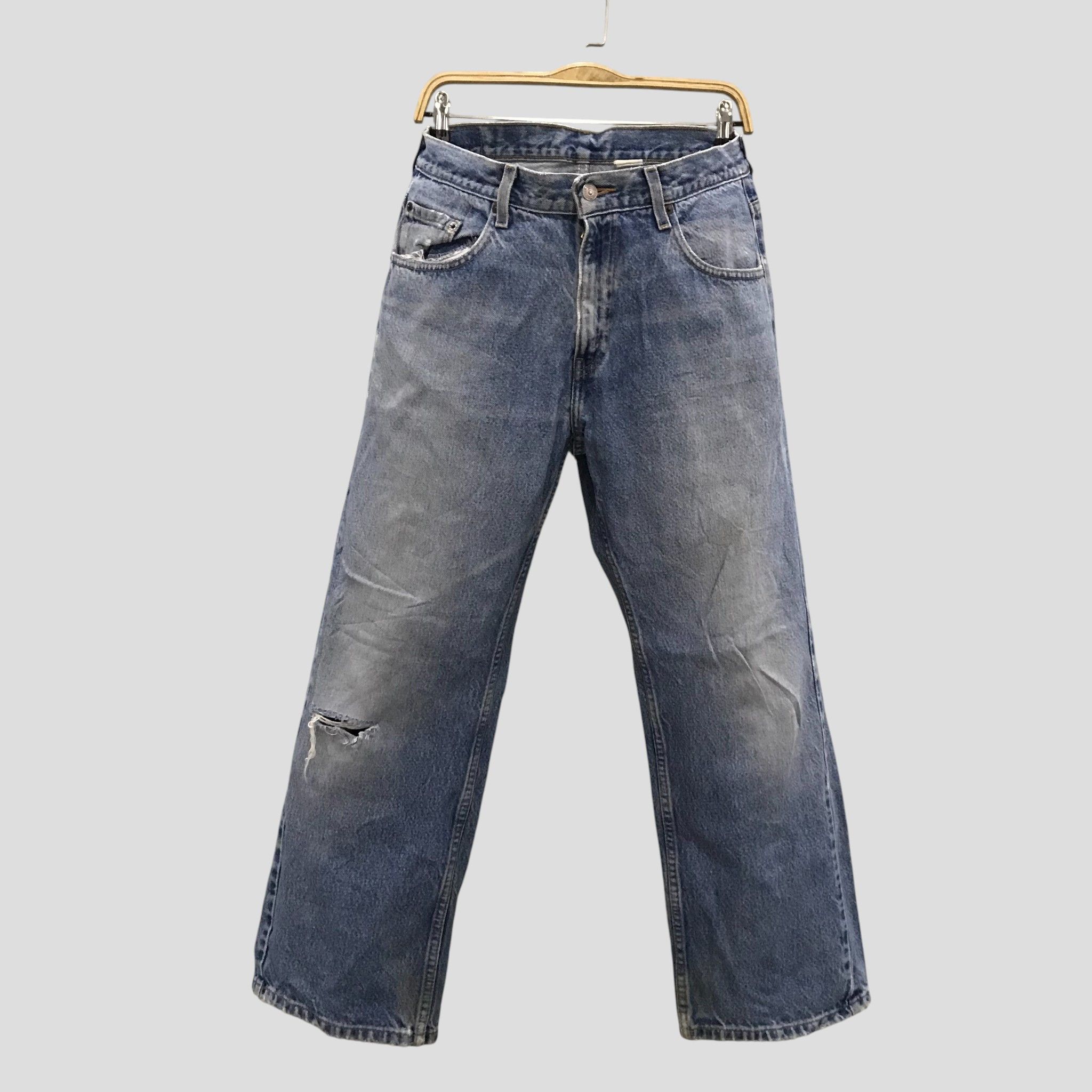 Levi's Vintage Levi’s 569 Loose Straight Light Wash Distressed Size US 34 / EU 50 - 1 Thumbnail