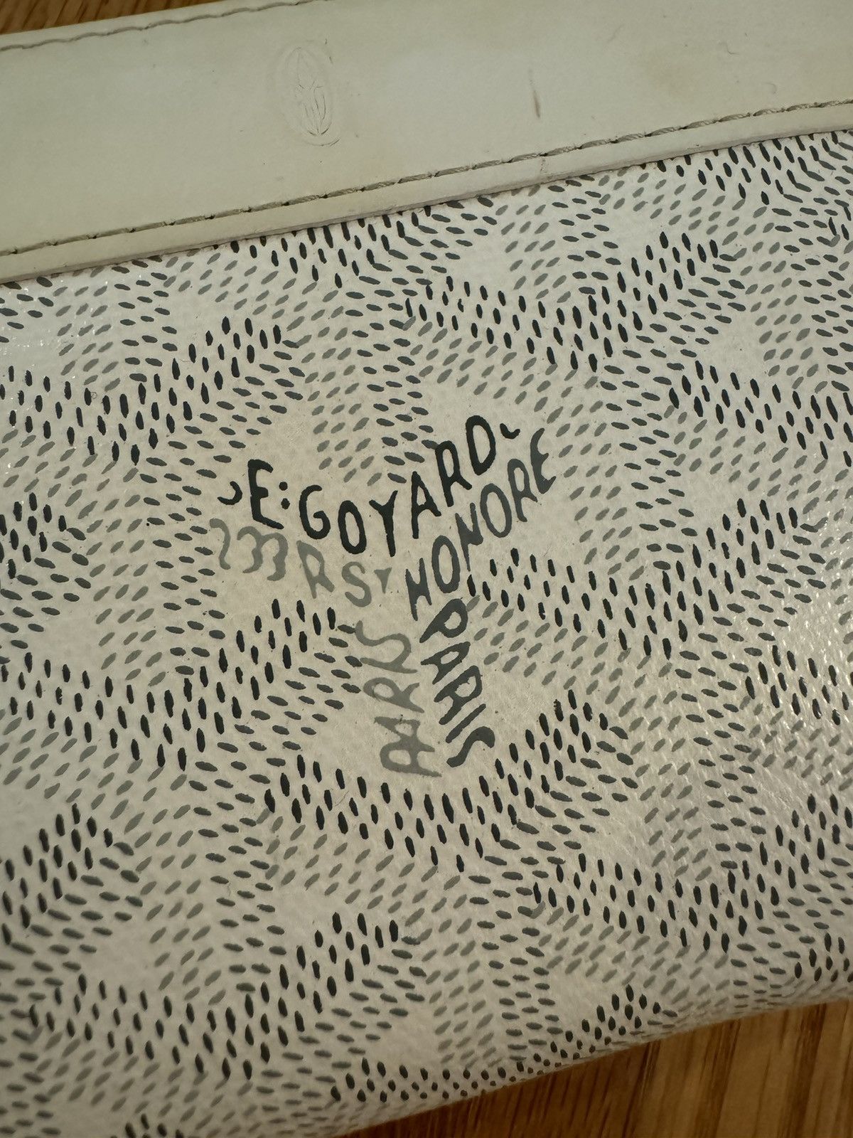 Goyard *RARE* Goyard White Zip Wallet/Coin Pouch Size ONE SIZE - 6 Thumbnail