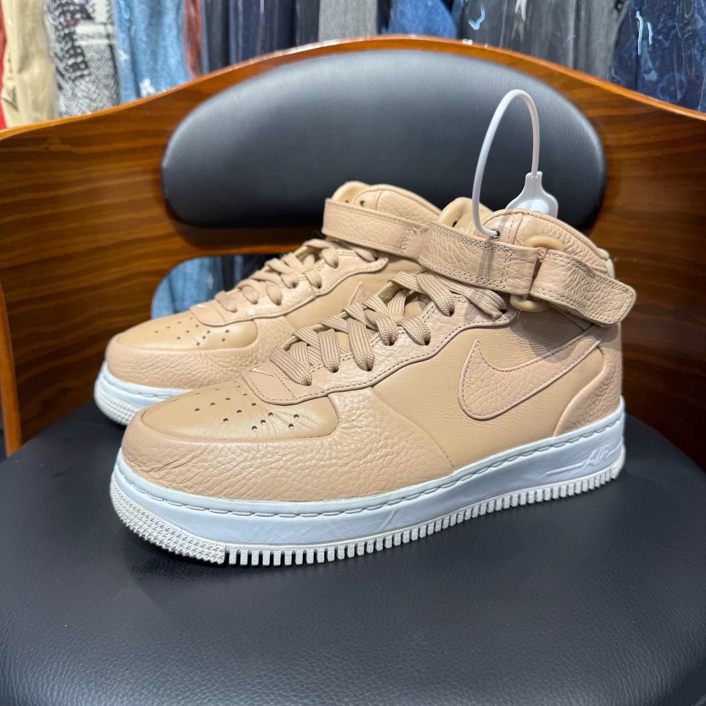 Nike Nike AF1 Brown Lowtop Sneakers 37 Men Size US 5 / EU 37 - 1 Thumbnail