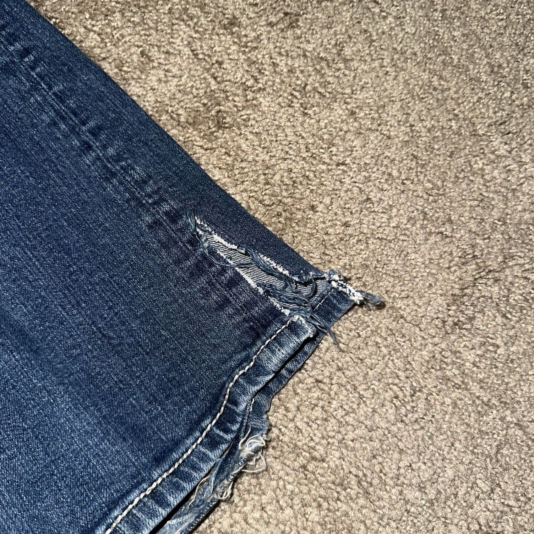 Miss Me VINTAGE Miss Me Jeans 30x32 Bootcut Denim Blue Miss Me Jeans Bootcut Jeans Womens 30x32 Grunge Rhinestone Cowboy 2000s Size 30" / US 8 / IT 44 - 3 Thumbnail