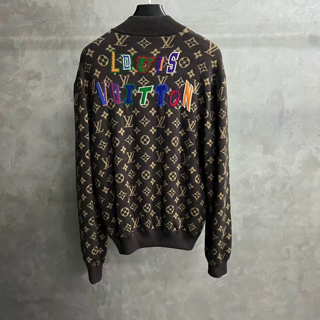 Louis Vuitton louis vuitton brown logo print bomber jacket Size US M / EU 48-50 / 2 - 2 Thumbnail