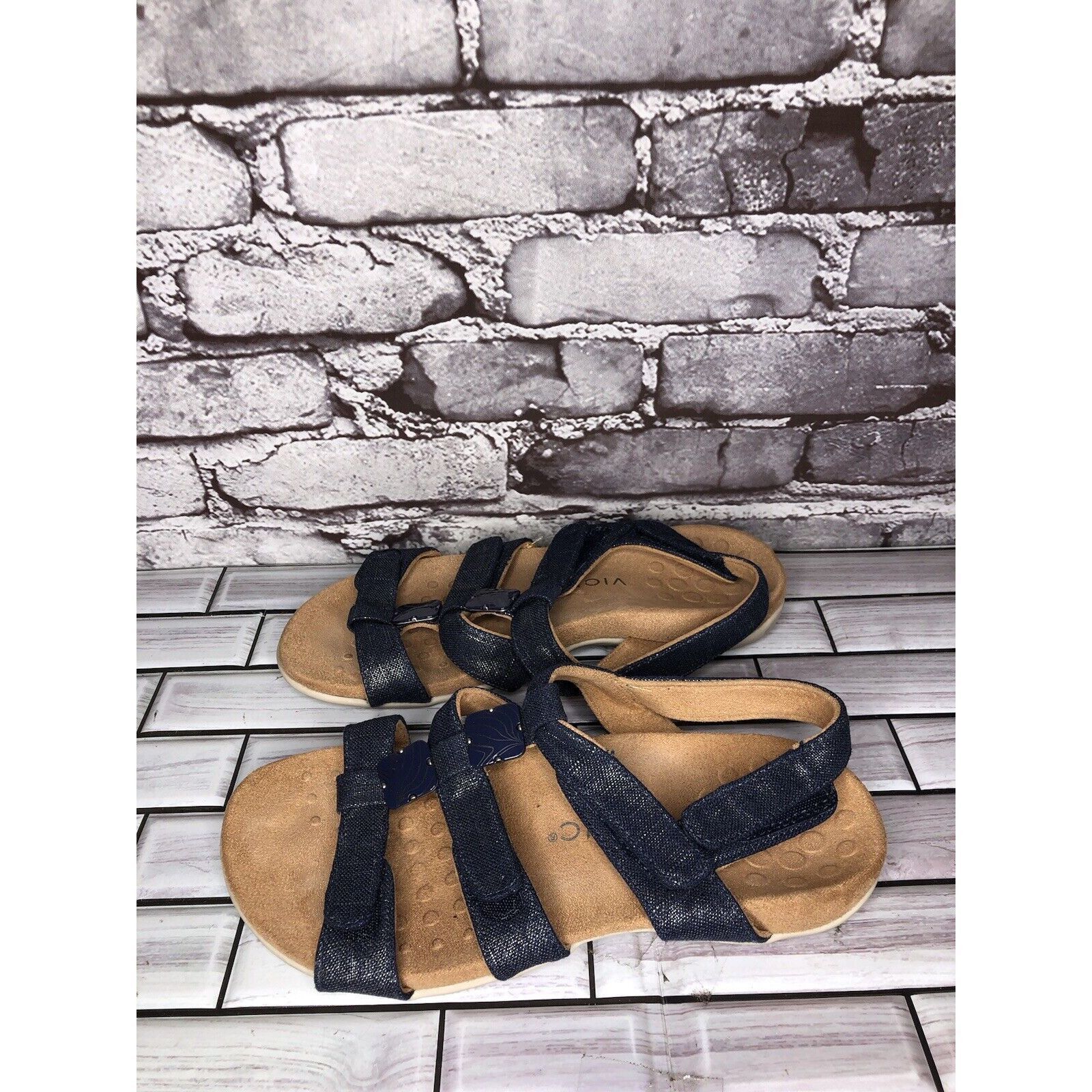 Other Vionic Amber Blue Denim Adjustable Strap Casual Sandals Wome Size US 8 / IT 38 - 1 Thumbnail