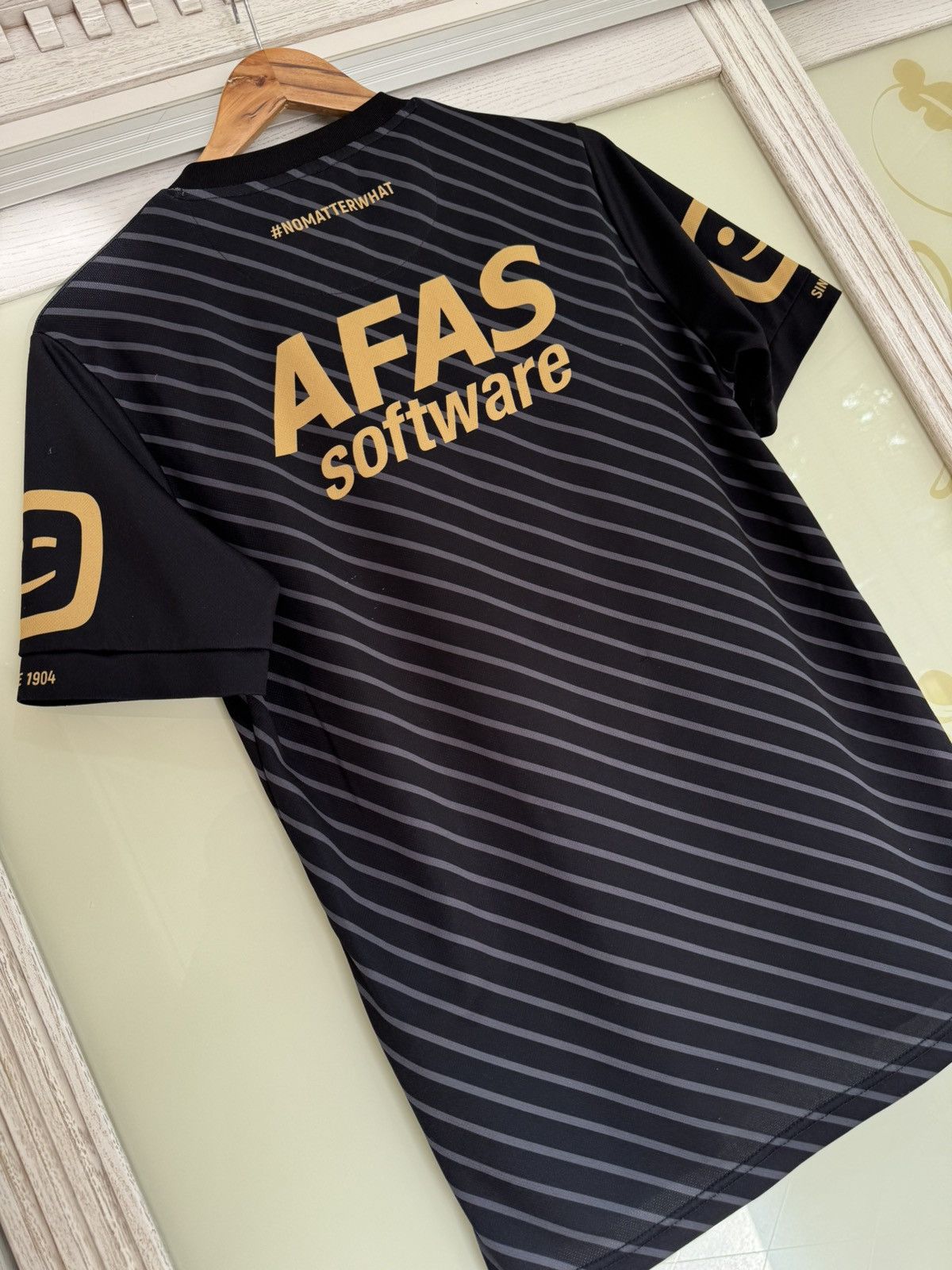 Errea Mechelen 2021-2022 Away Soccer Jersey Football Kit Shirt Size US L / EU 52-54 / 3 - 10 Thumbnail