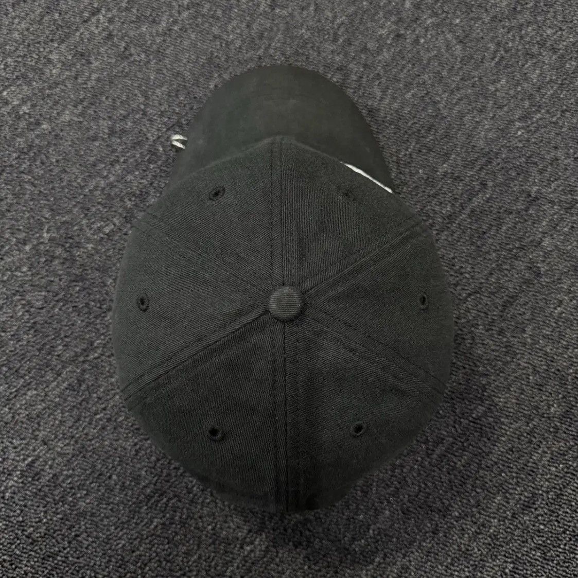 Vetements Vetements Anarchy Piercing Cap Size ONE SIZE - 4 Thumbnail