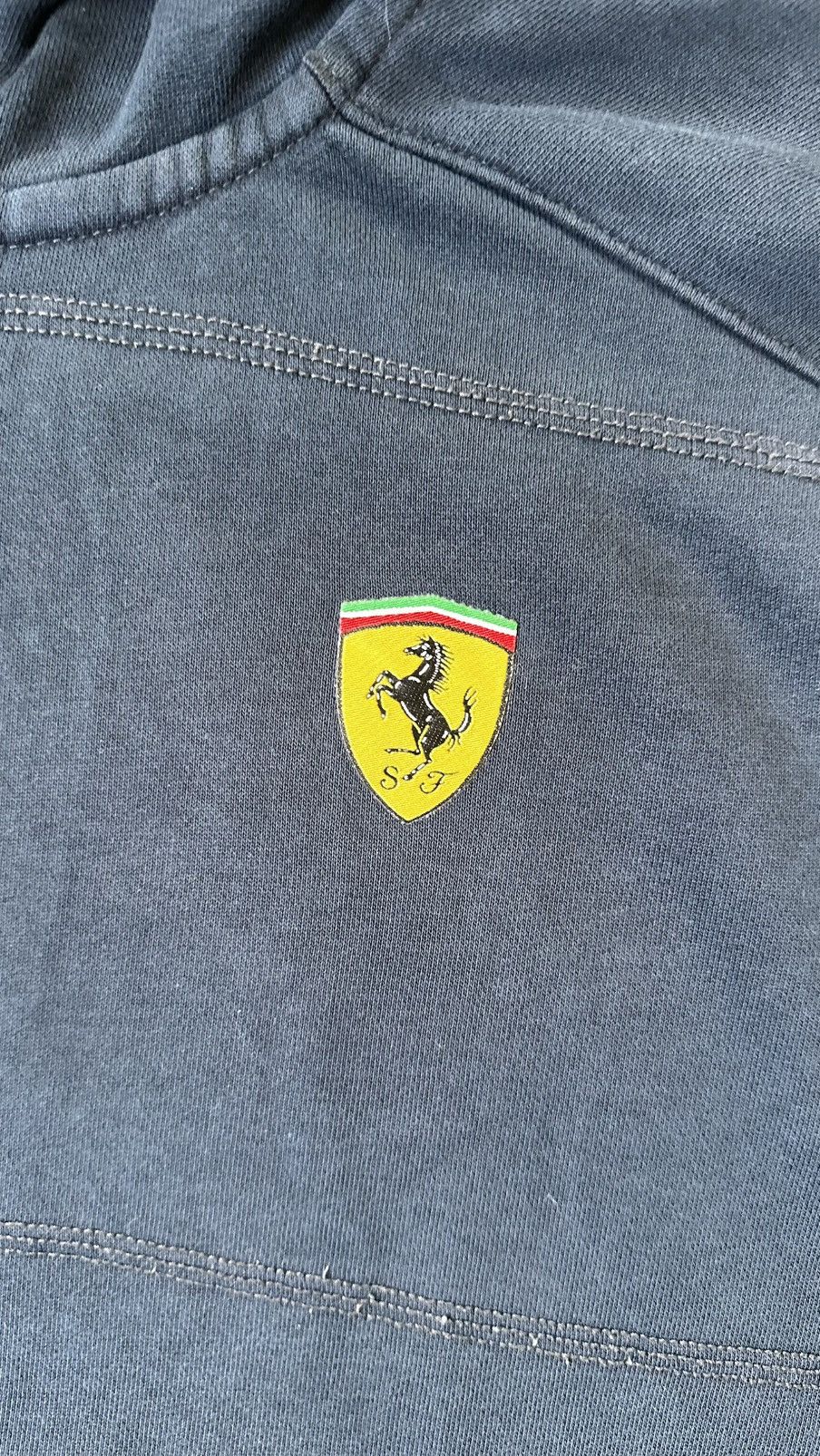 Puma VINTAGE PUMA X FERRARI SUN FADED MIDZIPPER HOODIE Size US L / EU 52-54 / 3 - 3 Thumbnail