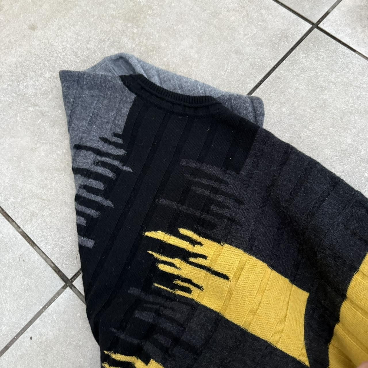 Carlo Colucci Carlo Colucci Grey and Yellow Wool Sweater Coogi Style Size US L / EU 52-54 / 3 - 7 Thumbnail