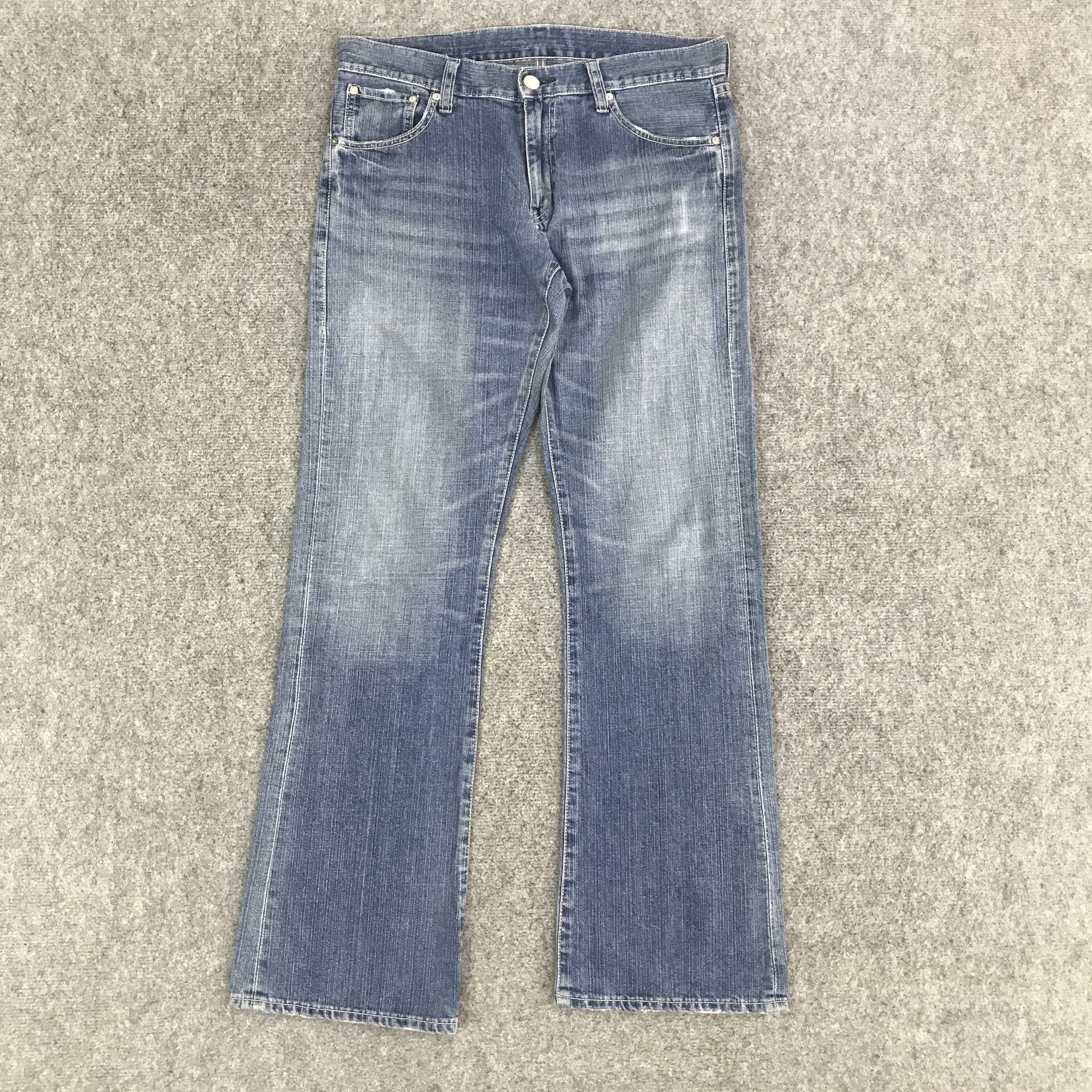 Japanese Brand FLARE JAPAN UNIQLO DENIM BOOTCUT PANTSK118B21 Size US 32 / EU 48 - 1 Thumbnail