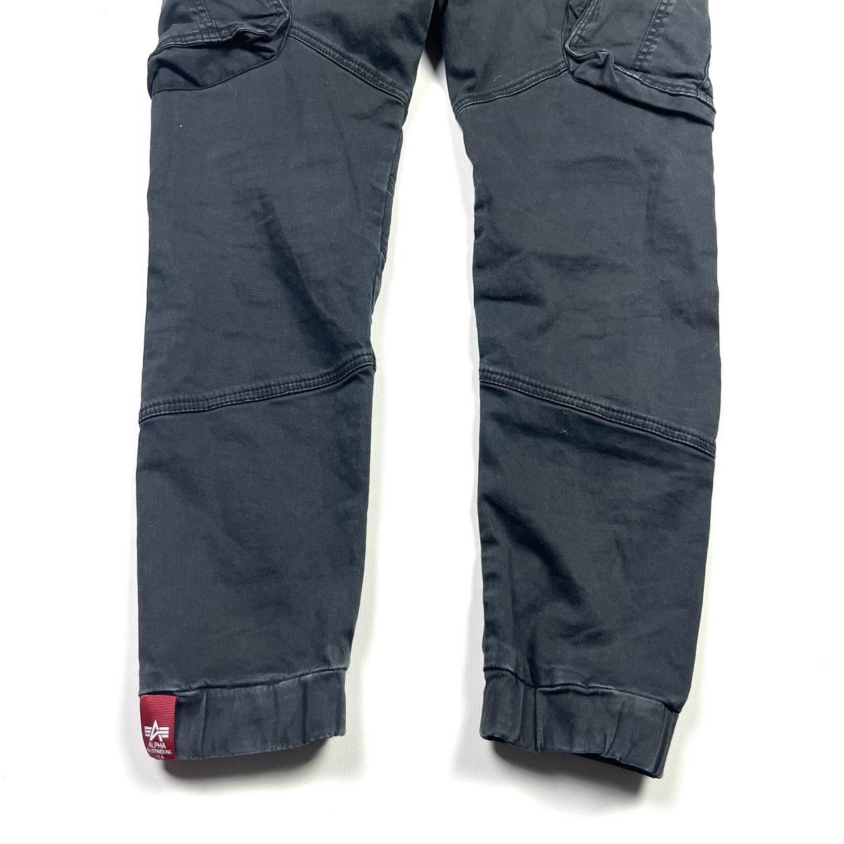 Alpha Industries × Japanese Brand Alpha Industries Vintage Cargo Pants Japanese Brand Black Size US 31 - 6 Thumbnail