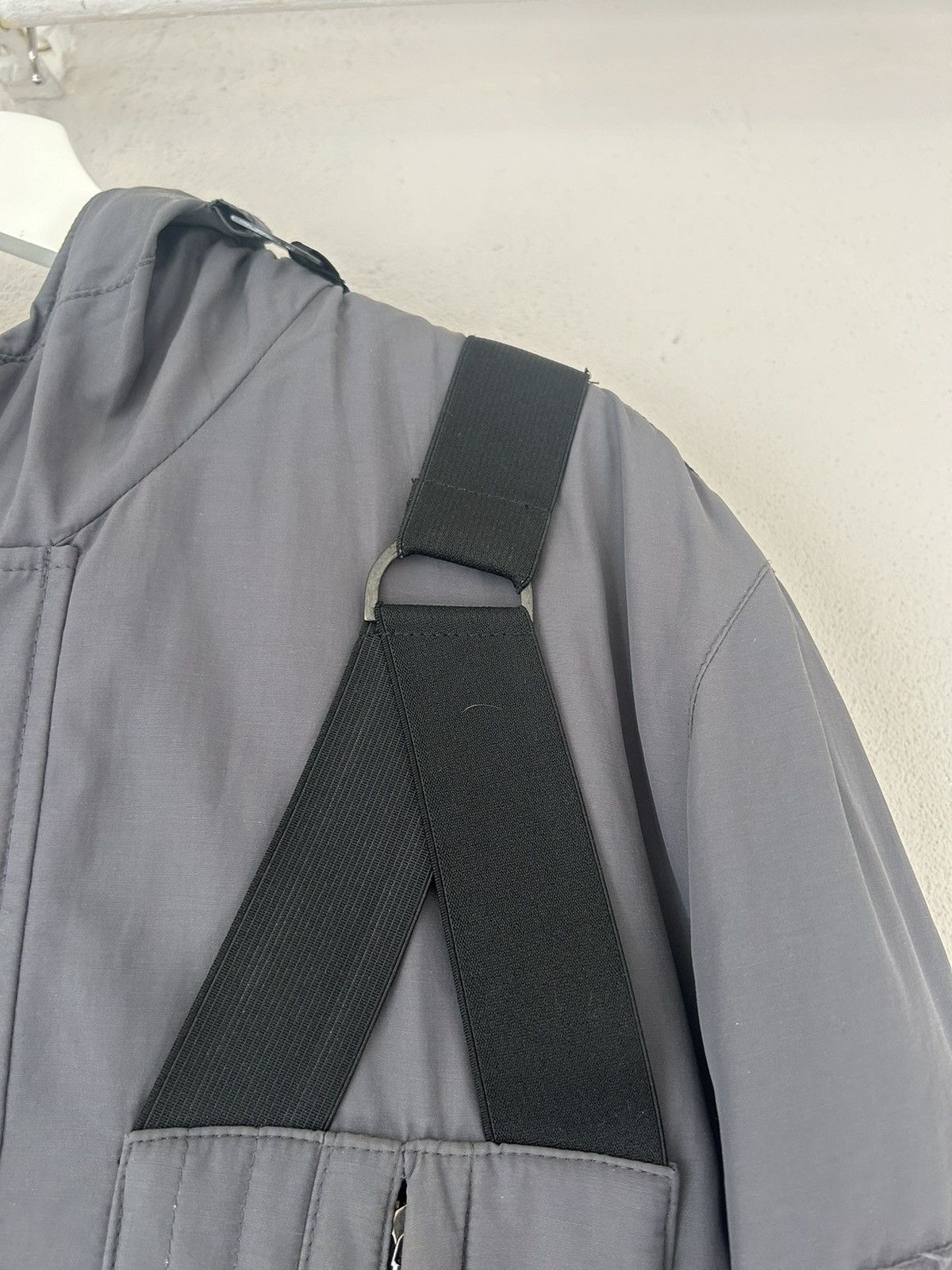 Dolce & Gabbana Grey Bondage Puffer Coat with Strap Detailing Size US M / EU 48-50 / 2 - 4 Thumbnail