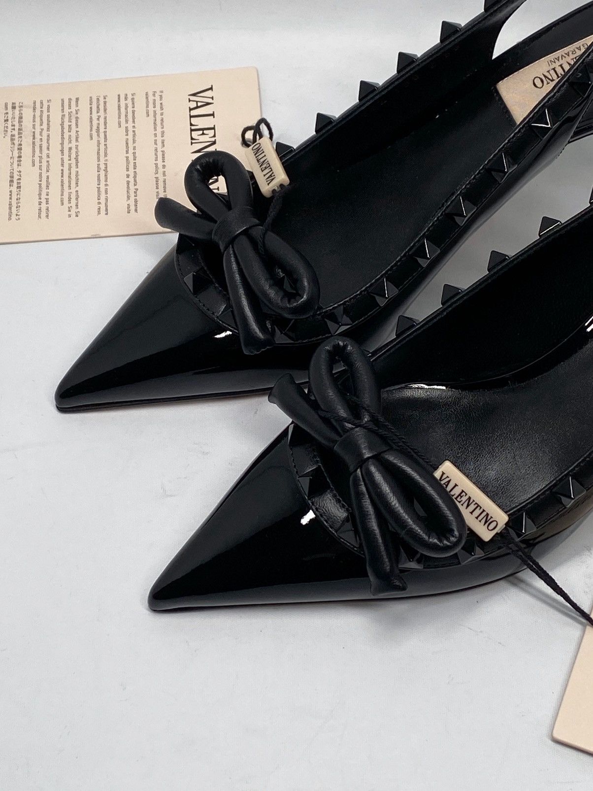 Valentino Valentino Garavani Rockstud Bow Slingback Pumps size 35 Size US 5 / IT 35 - 12 Thumbnail
