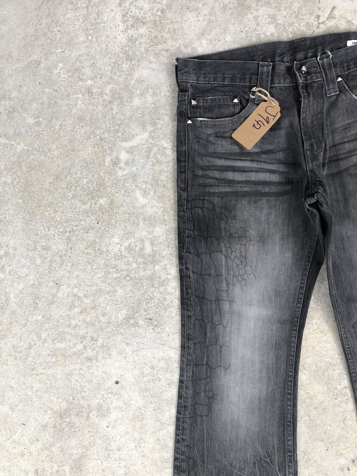 semanticdesign Semantic Design Flared Jeans Distressed Art Style Size US 32 / EU 48 - 4 Thumbnail