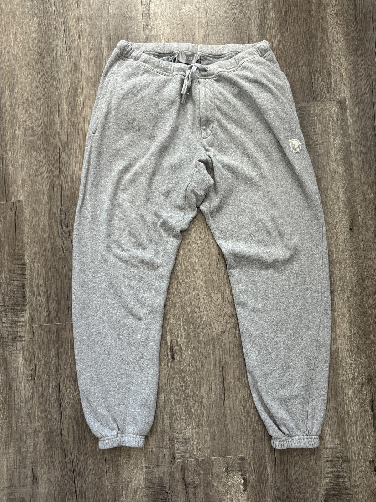 image of Dior Men 2022 Embroidered Sweatpants in Grey (Size 32)